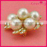 Rhinestone Crystal Cheap Wholesale Pearl Brooch for Wedding Invitations WBR-1347 thumbnail-2