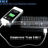 Black and White Powder Bank and Mini Bluetooth Keyboard 2 in 1 for Iphone