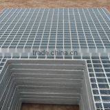 2015 Hot Outdoor Steel Grating Stair Treads for Building Material With Cheap Price thumbnail-2