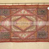 Customized Wholesale Old Sari Silk Cotton Patchwork Tapestry Wall Hangings thumbnail-5