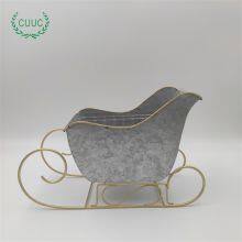 Christmas Sleigh Shaped Planter thumbnail-3