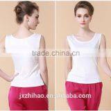 White Plain Comfortable Stringer Tank Top Wholesale for Ladies thumbnail-2