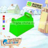 Winter Outdoor Kids Plastic Snow Block in Red Color