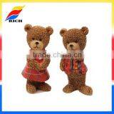 Lovely resin wholesale figurine bear