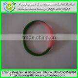 Gold Supplier Two Segment Colors Silicone Cheap Watch for Children thumbnail-3