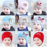 Hat Manufacturer of Pure White Acrylic Knitted Hat Warm and Lovely thumbnail-4