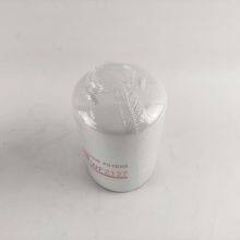 Heavy Truck Diesel Engine Parts Water Filter WF2127 thumbnail-4