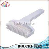 NBRSC Plastic Baking Tool Pie Pizza Cookie Pastry Bread Lattice Roller Dough Cutter thumbnail-4