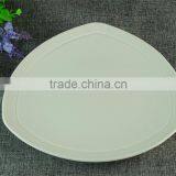10'' White Triangle Shape Ceramic Plate Irregular Porcelain Plate thumbnail-2
