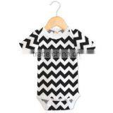 2014 Wholesale Chevron Fabric Baby Shortsleeve Rompers Summer Bloomer Bodysuit w Infant Black Chevron Pettiropers Outfit thumbnail-1