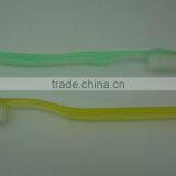Yellow and Green pp Material Disposable Soft Bristle Toothbrush With Different Packings thumbnail-1