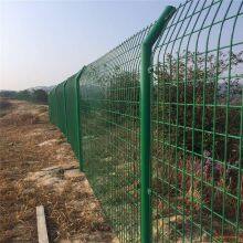 Photovoltaic Wire Mesh Fences Are Available for Sale in Stock. Fence Nets for Photovoltaic Fields. Double-strand Wire Guardrails Are in Abundant Supply. thumbnail-1