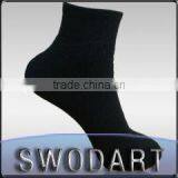 2016 new simple design black man ankle custom leisure socks