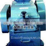 Lab Type of Double-roll Mineral Jaw Crusher thumbnail-1
