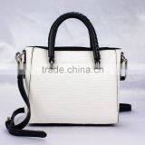 2016 Pretty and High Quality White pu Handbag thumbnail-3