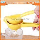 China Fruit Tool Manufacturer Top Sale Manual Orange Juicer for Family thumbnail-1