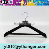 YY0451 Black Mens t Shirts Plastic Hanger Velvet Thin Clothes Hanger With Logo thumbnail-4