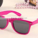 Men and Women Sun Glasses Anti UV Retro Sun Glasses Manufacturers Selling thumbnail-1
