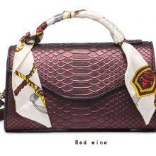 2023 Spring New Arrival Serpentine Cross-body Small Square Bag Factory Stock Wholesale thumbnail-5