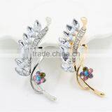 latest brooch flower design rhinestone brooch pin gold/silver fancy brooch