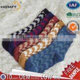 Winter Fashion Men's Waved Shape All-match Cotton Socks thumbnail-1