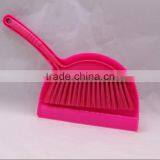 Dplasticware Ustpan With Long Handle thumbnail-1