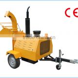 Hydraulic wood chipper with 50hp engine