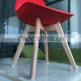 Morden Design PP Plastic Upholstered Dining Chair With Wooden Legs thumbnail-4