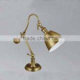 2015 New Design Simple Brass Beside Table Lamp for Children Desk