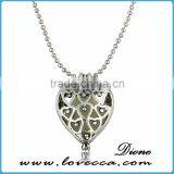 USA Hollow Heart Pendant Luminous Green Glow In The Dark Locket Necklace Pendant thumbnail-3