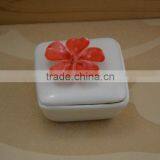 New Item White Ceramic Jewel Box With Red Flower Shape Design thumbnail-2