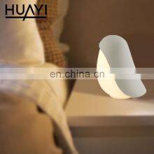 HUAYI Wholesale Cheap Price Simple Wireless Charging Smd 10w Indoor Bedroom Led Night Light thumbnail-1