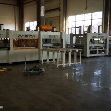 Многоугольный горячий заклепочный станок для внутренней и наружной отделки автомобилей thumbnail-3