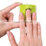Cute Convenient Plastic Finger Handy Vegetable Peeler Fruit Zester thumbnail-3