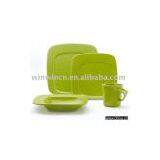 Porcelain Dinner Set thumbnail-1