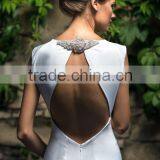 Newest Sexy Elegant Wedding Dress Olaso With Charming Cut on the Back thumbnail-2