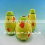 Stylish Beautiful Small Ceramic Flower Vase thumbnail-1
