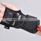 Excellent Wrist and Palm Safety Protective Guards Roller Berby Wristsaver thumbnail-4