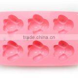 FDA/LFGB Aproved Penguin Shape Silicone Cake Mould thumbnail-1