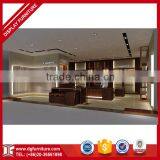 Morden Style Menswear Shop Interior Design With Metal Clothes Rack thumbnail-1