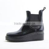 New Design Wedge Thick Heel Chelsea Shiny PVC Chelsea Rain Boots Women thumbnail-2