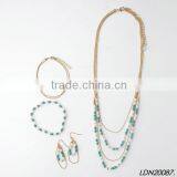 White and Green Glass Beads Chain Statement Necklace thumbnail-1