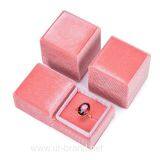 Professional Customization Square Jewelry Packaging Velvet Pink Wedding Ring Box Gift thumbnail-1