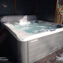 JOYEE Hot Selling Cheaping Freestanding Acrylic Modern Massage Spa Hot Tub thumbnail-4