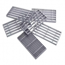 Serrated Galvanized Steel Grating thumbnail-1
