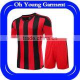 Wholesale Sports Oem Mens t Shits Dry Fit Fitness Sport Gym Wear Running Workout Clothes Printing Tight Mens Sports Apparel thumbnail-1