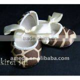 Christmas Baby Brown Giraffe Crib Shoes With Bow Size NB-18M GS26 thumbnail-1