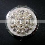 Pearl and Rhinestones Compact Makeup Mirror Professional thumbnail-1