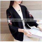 Fall Ladies Loose Embroidery Sweater Coat Green Bishop Sleeve Knit Short Sweater thumbnail-6