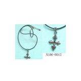 Necklace thumbnail-1